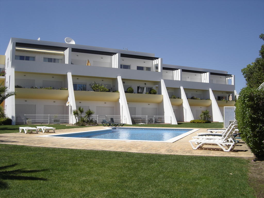 לאגוּ‏ש Cardeira Holiday Apartments מראה חיצוני תמונה