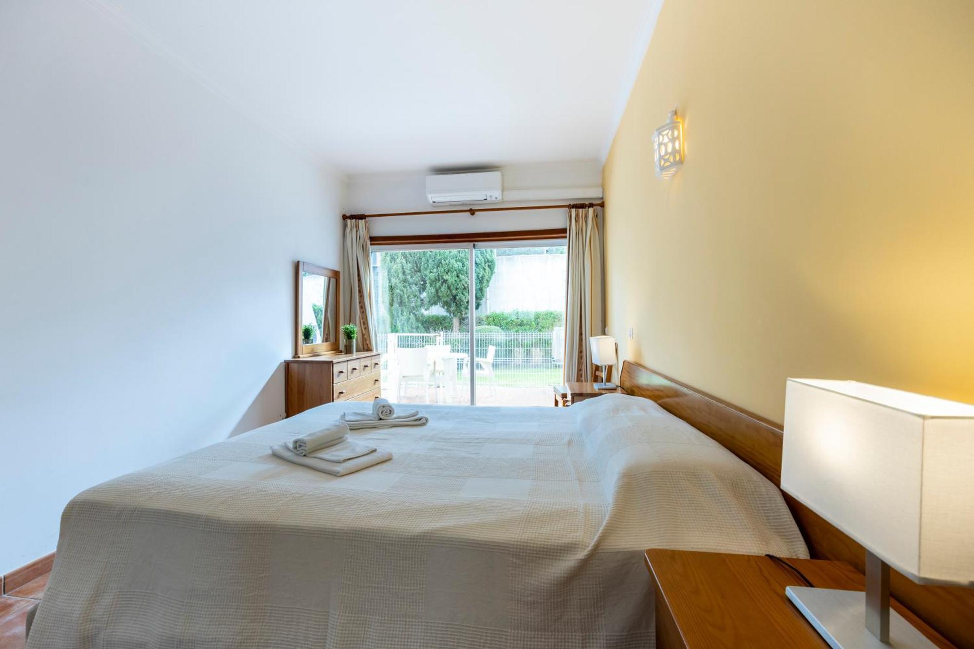 לאגוּ‏ש Cardeira Holiday Apartments מראה חיצוני תמונה