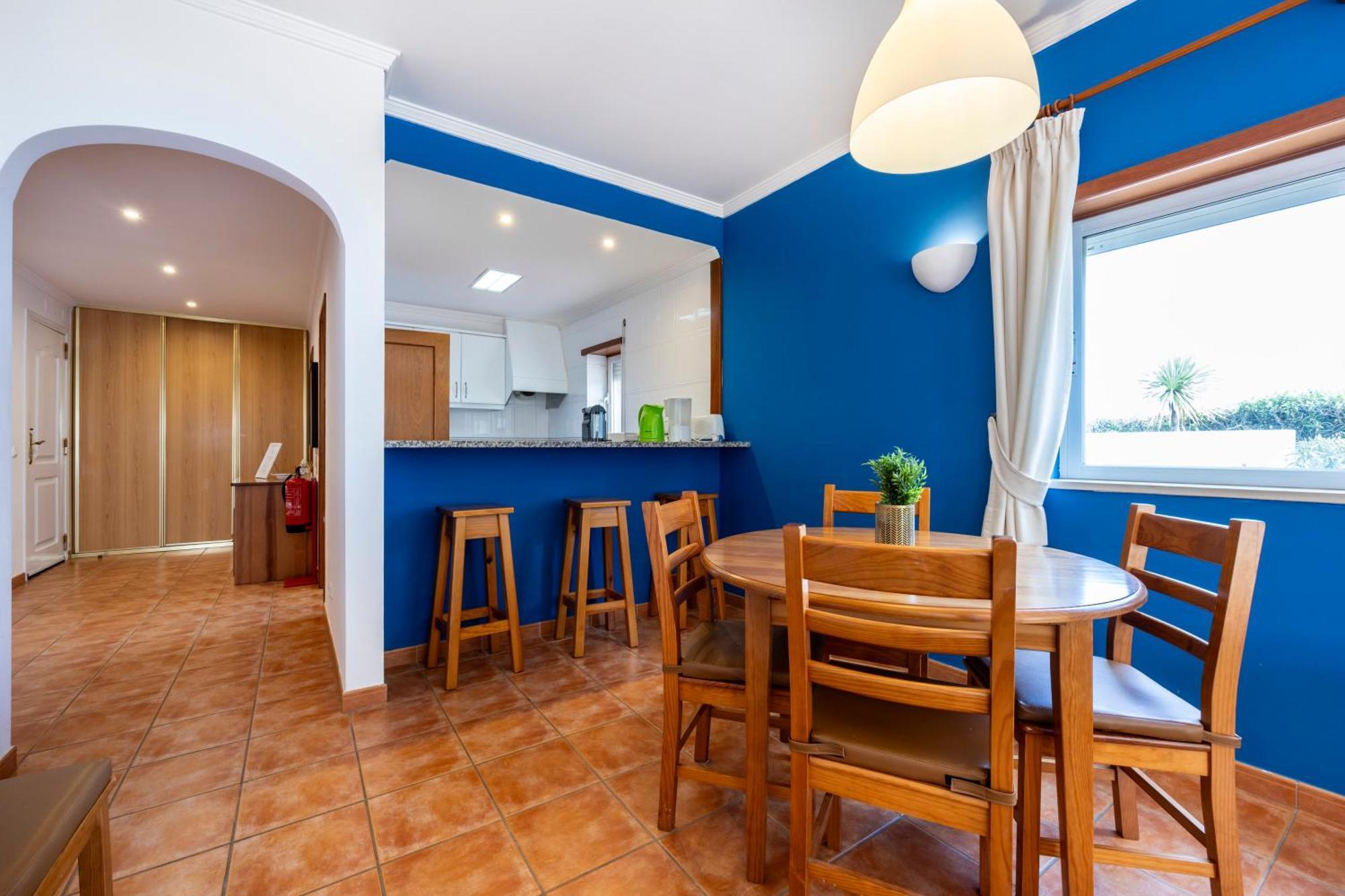 לאגוּ‏ש Cardeira Holiday Apartments מראה חיצוני תמונה
