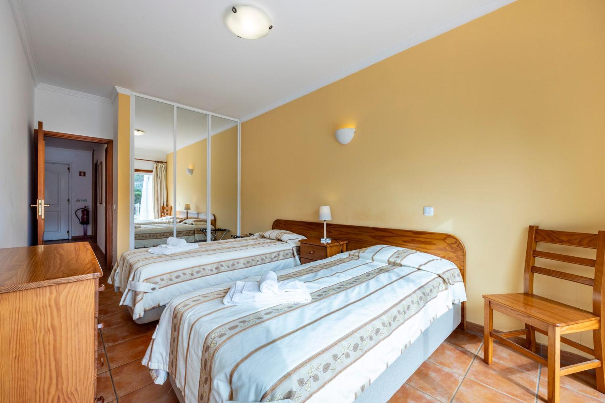 לאגוּ‏ש Cardeira Holiday Apartments מראה חיצוני תמונה